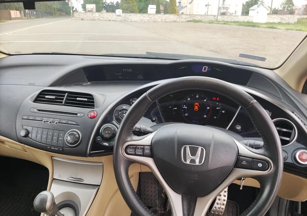 Honda Civic cena 4900 przebieg: 235000, rok produkcji 2009 z Pabianice małe 92